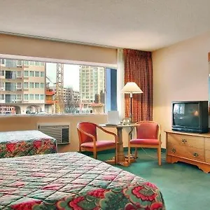 2* Hotel Eighth Avenue
